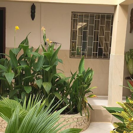 Residence La Suite Saint-Louis Bagian luar foto