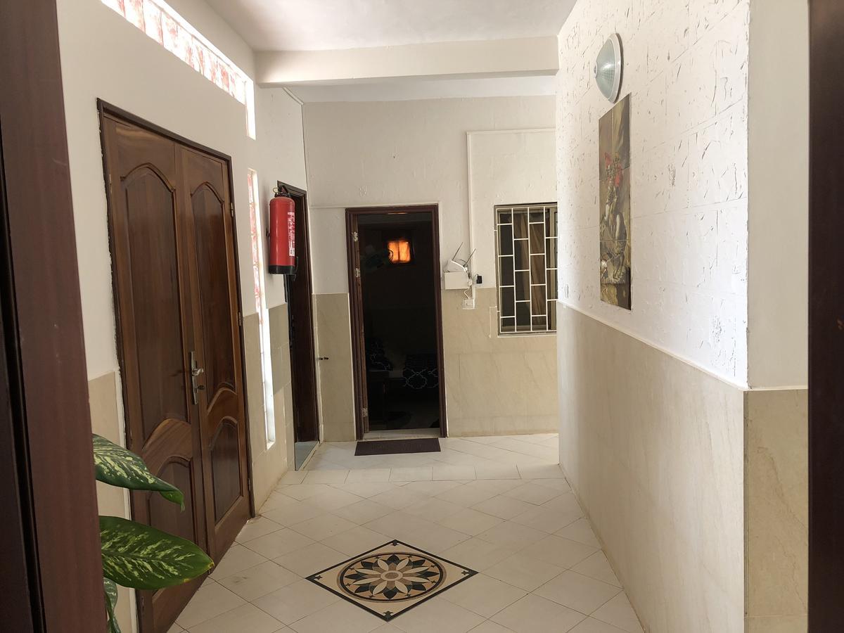 Residence La Suite Saint-Louis Bagian luar foto