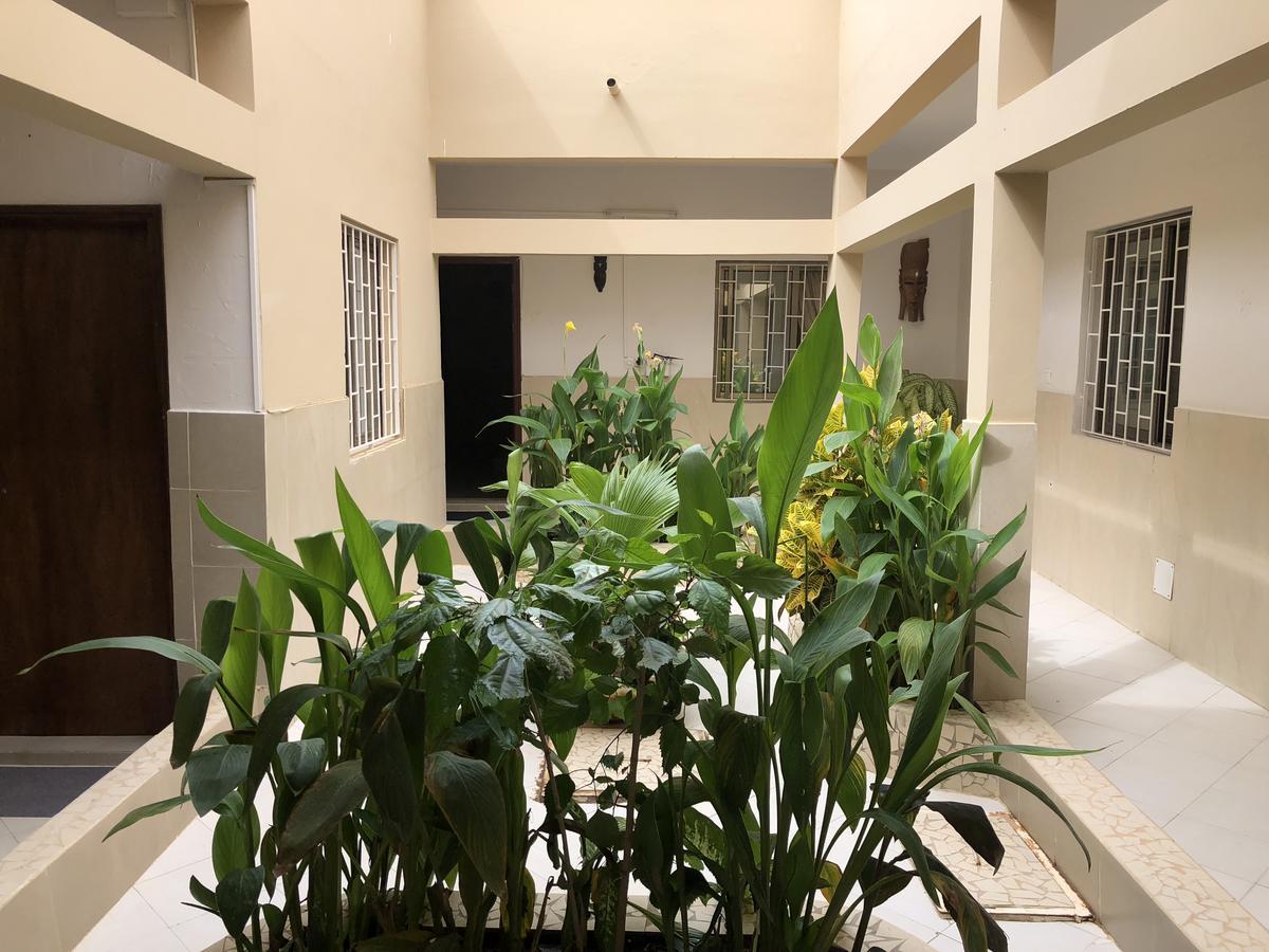 Residence La Suite Saint-Louis Bagian luar foto